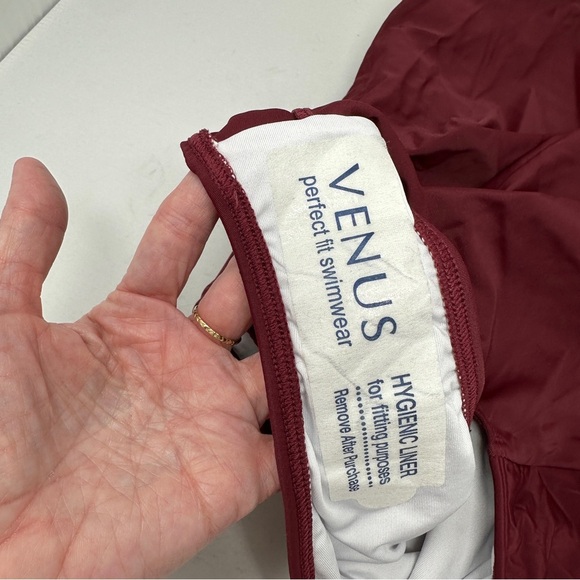 Venus Size 10 Merlot NWOT One Piece  Swimsuit Removable Straps Sexy Beach Cruise - Picture 9 of 10
